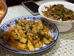 -蜗牛小馆醉乡民谣云南菜(惠新西里店)