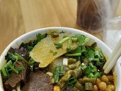 红烧牛腩粉-江三王记牛杂馆(总店)