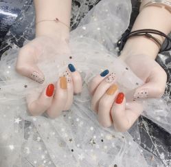 手部美甲-PANDORA 潘朵拉·美甲美睫.皮肤管理中心