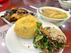 烧饼夹牛肉-护国寺小吃(地安门店)