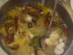 -小鱼小牛·鱼牛干锅·脆鱼火锅(世欧广场店)