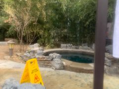 -中家鑫园温泉酒店鑫悦汤泉