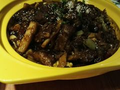 -多嘴肉蟹煲(万达店)