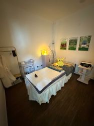 -黎蓓露·徒手骨雕蛋白抗衰·调肤管理