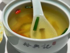 -裕兴记•蟹黄面馆(人民广场店)