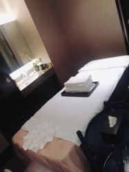 -思妍丽美容