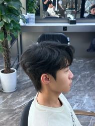 -尤司男士国潮理发馆