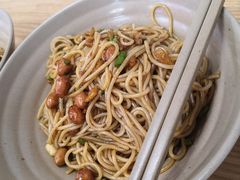 -万方圆拌粉瓦罐汤(九江湖滨店)