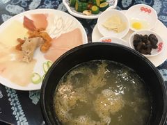 -桥香园过桥米线(国贸店)