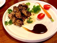 -mordew加州日记西餐&小酒馆(新天地店)