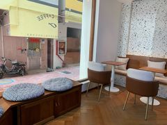 -Line 咖啡(石厦花园店)