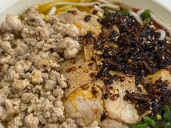-黄金娣米线(盛邦老店)
