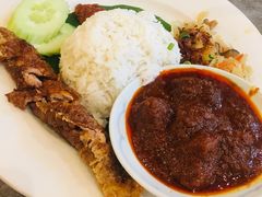 咖喱牛肉套餐-小槟城美食馆