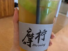 白桃乌龙柠檬茶-摩柠手作茶室(国贸店)
