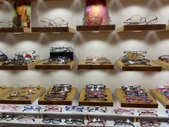 -亿视康青少儿眼镜(五官科店)