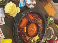 -黄潇洒老火锅(九眼桥宏济巷店)