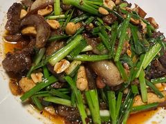 -老鼎万春卤菜(五代传承创始老店)