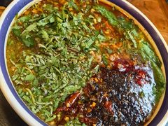 -云阿蛮云南生烫牛肉米线(奉贤路店)