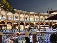 -佛罗伦萨小镇广佛名品奥特莱斯(疏港路店)