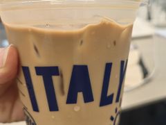 -LAVAZZA拉瓦萨咖啡(上海金融街店)