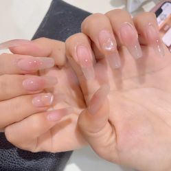 -十月·日式美甲美睫·纹眉