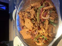 -嘎嘎鸭下巴·爆辣干锅(明教寺店)