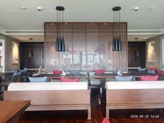 大堂-绿城玫瑰园酒店-遇见19楼餐厅(舟山绿城玫瑰园酒店店)