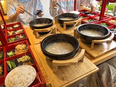 -勺子米线·云南传统小吃市集(四方街店)