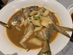 家烧白扁中鲳鱼-甬府小鲜(万象城店)