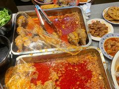 -爆炸头阿姨小四川正宗川味小吃(无任何分店)