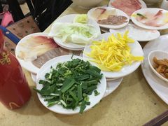 -桥香园云南过桥米线(金马碧鸡店)