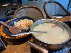 -湘力力小院·鱼汤泡饭(枫林路店)