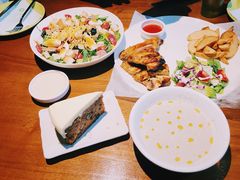 -JINNS锦时 steak&pizza(浸信会礼拜堂旧址店)