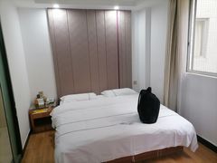 -鑫雅居公寓(广州南站地铁站店)