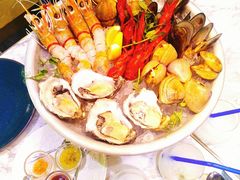 -La Mer Restaurant & Lounge