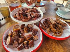 -老鼎万春卤菜(五代传承创始老店)