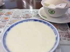 招牌姜撞奶-仁信老铺甜品(北京路店)