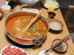 -黔诚多彩火锅(甲秀楼店)