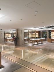 -北京七彩云南翡翠珠宝旗舰店(月坛店)