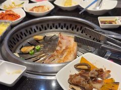 -木槿花韩式炭烤·熟成肉工坊(孙文东路店)