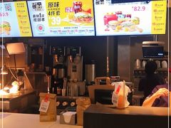 -麦当劳(宝山大厦店)