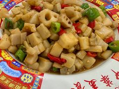 -江城燕子大排档(江汉路步行街店)