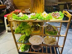 -有一锅·野生菌黑山羊腊排骨火锅(古城北门店)