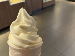 柠檬蛋奶风味圆筒-麦当劳(嘉定店)