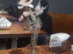 -POKEE VIA&Brunch·维娅(重庆来福士店)