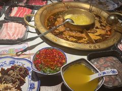 -哥老官重庆美蛙鱼头(日月光店)