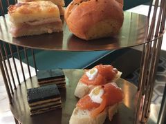 -La Mer Restaurant & Lounge