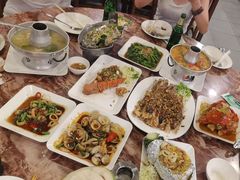 -两兄弟Song Pee Nong(2号店)