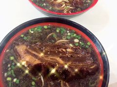 -小龙大肉面馆