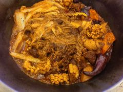 -山河屯铁锅炖鲜鹅·东北菜(开发区一店)